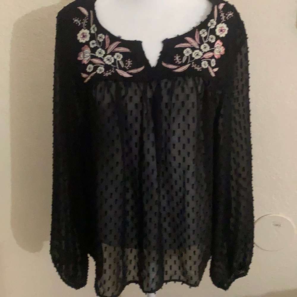 Style &Co Swiss dot embroidered shirt NWOT